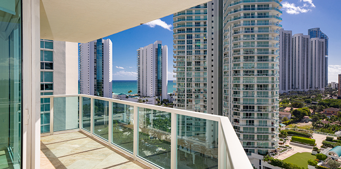 What Does Florida Condo Insurance Cover?