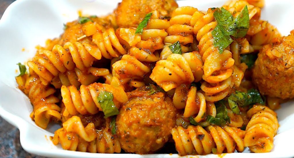 COQ AU VIN MEATBALLS WITH ROTINI